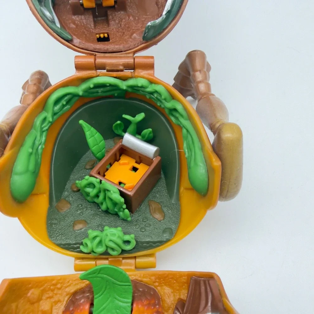 Disney Pixar A Bugs Life PT Flea Circus Wagon Playset Mattel 1998 Flik Tuck Roll